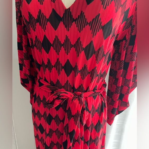 NWT ZARA Geometric Print Red Midi/Maxi Belted Dress Size Medium - Picture 7 of 13